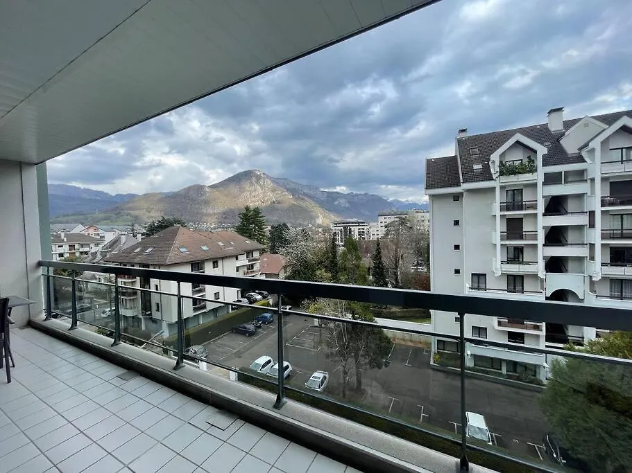 Appartement Le Mont-Veyrier, Parking Et Vue à Annecy France